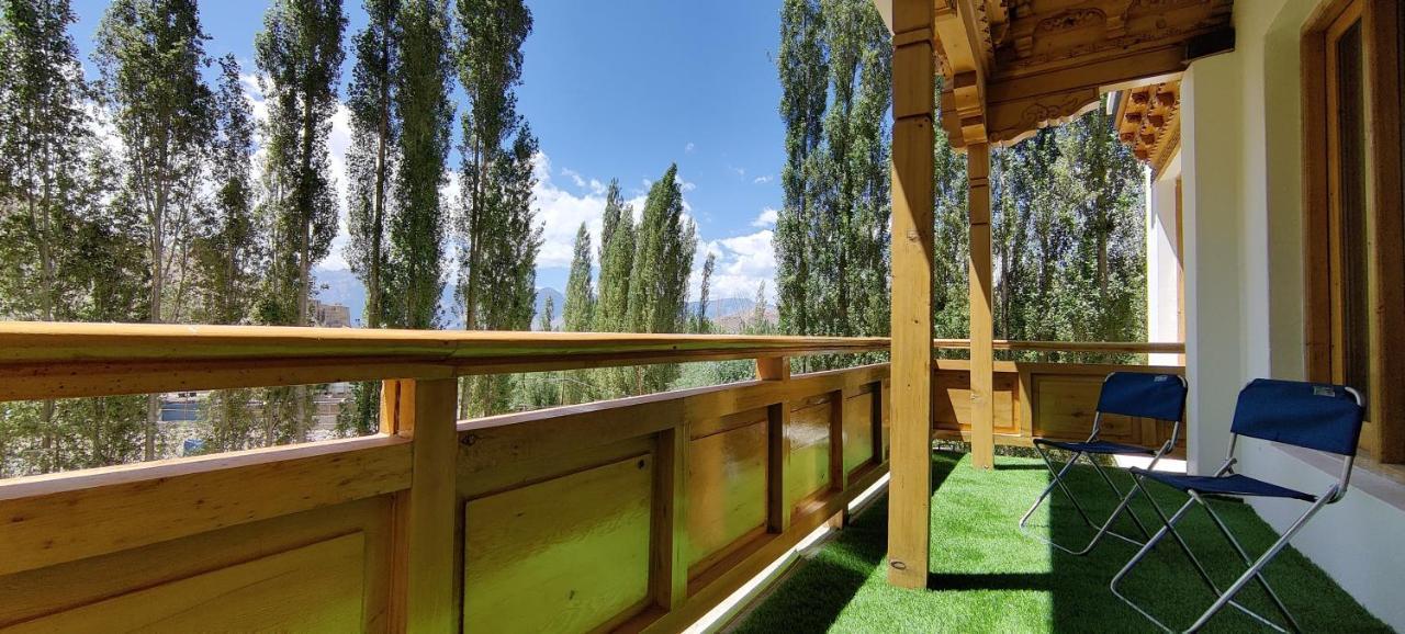 Rock Castle Residency Hotel Leh Buitenkant foto