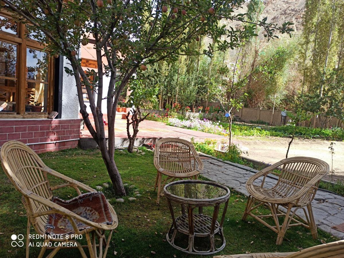 Rock Castle Residency Hotel Leh Buitenkant foto