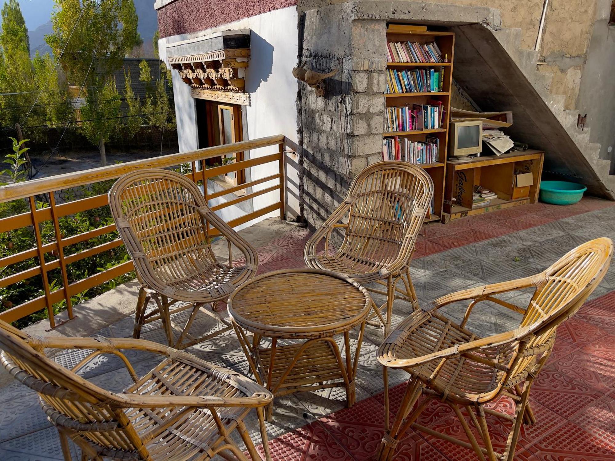 Rock Castle Residency Hotel Leh Buitenkant foto