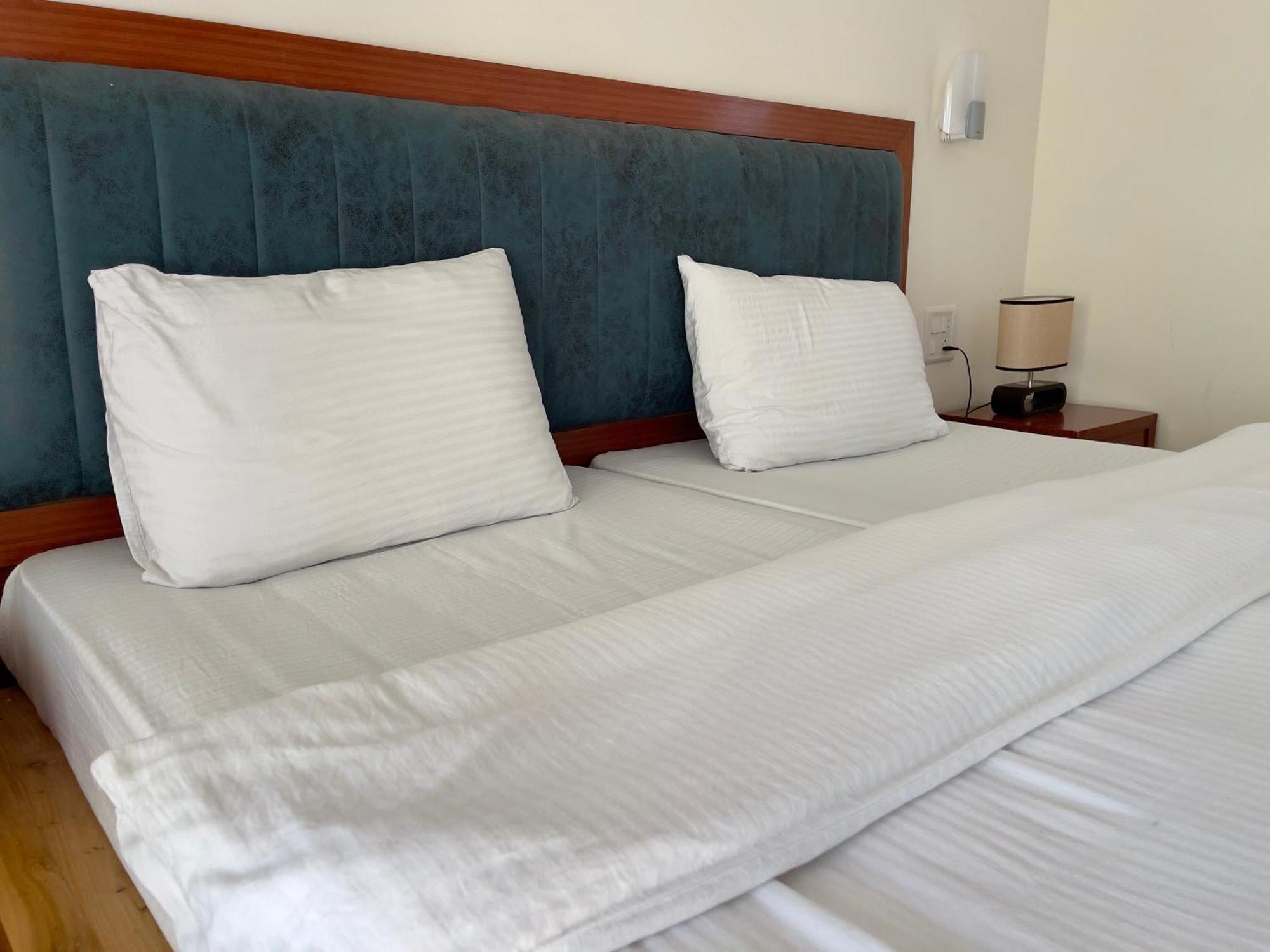 Rock Castle Residency Hotel Leh Buitenkant foto