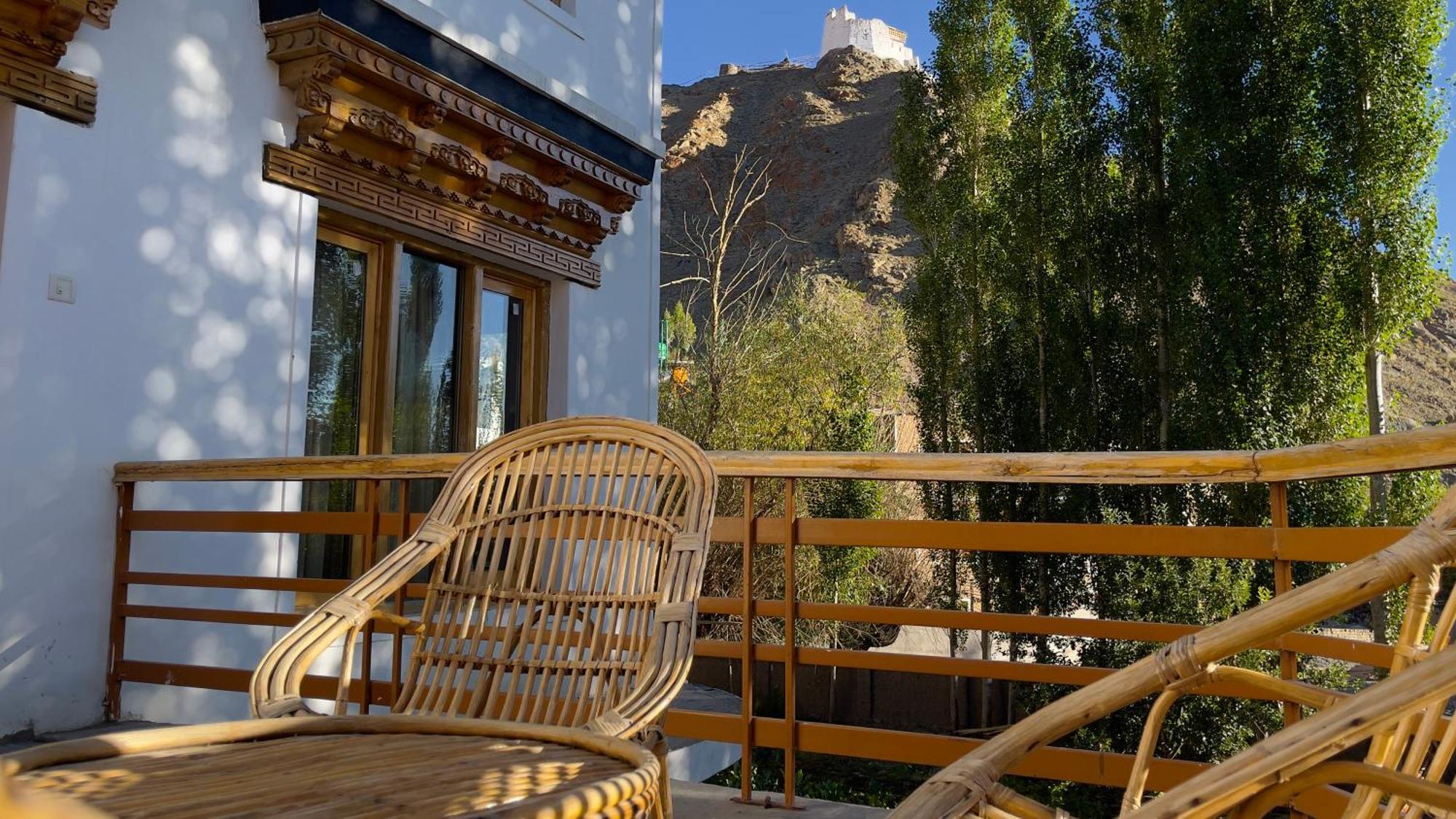 Rock Castle Residency Hotel Leh Buitenkant foto